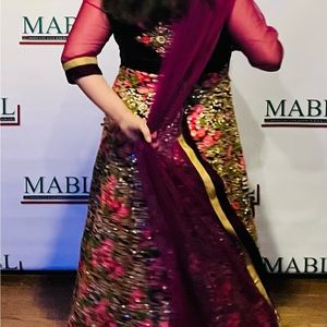 Indian Pakistani Woman Wedding Party Wear Heavy Velvet Dress with Embroidery